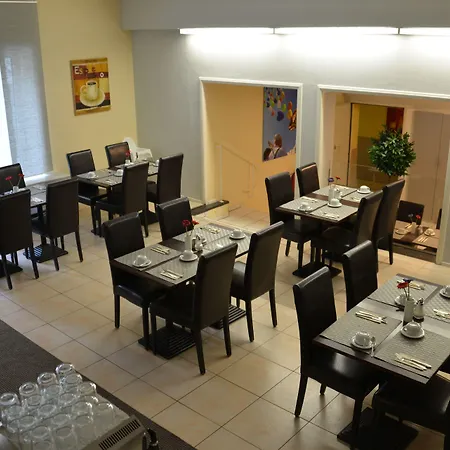 Italia Hotel 3*