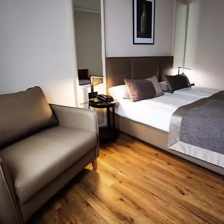 Italia Hotel Munich