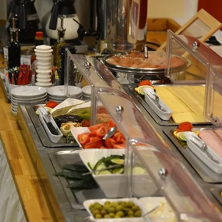 Hotel Italia 3*