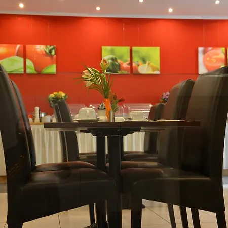 Italia Hotel 3*