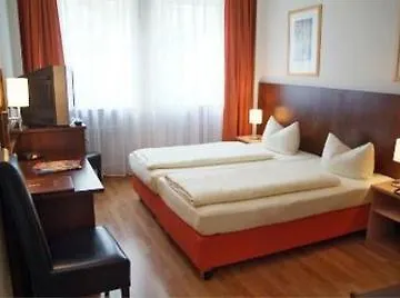 Italia 3* Mnichov
