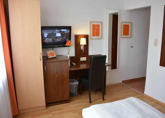 Italia Szálloda 3*