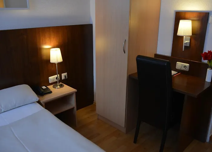 Italia Szálloda 3*