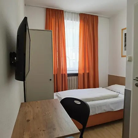 Hotell Italia 3*