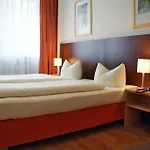 Italia Hotel 3*