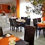 Italia Hotel 3*